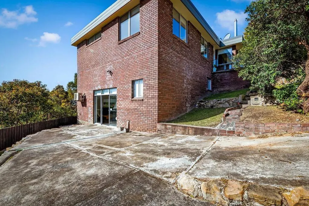 호바트 Large House Close To The City Tranquil Setting 빌라 0*,